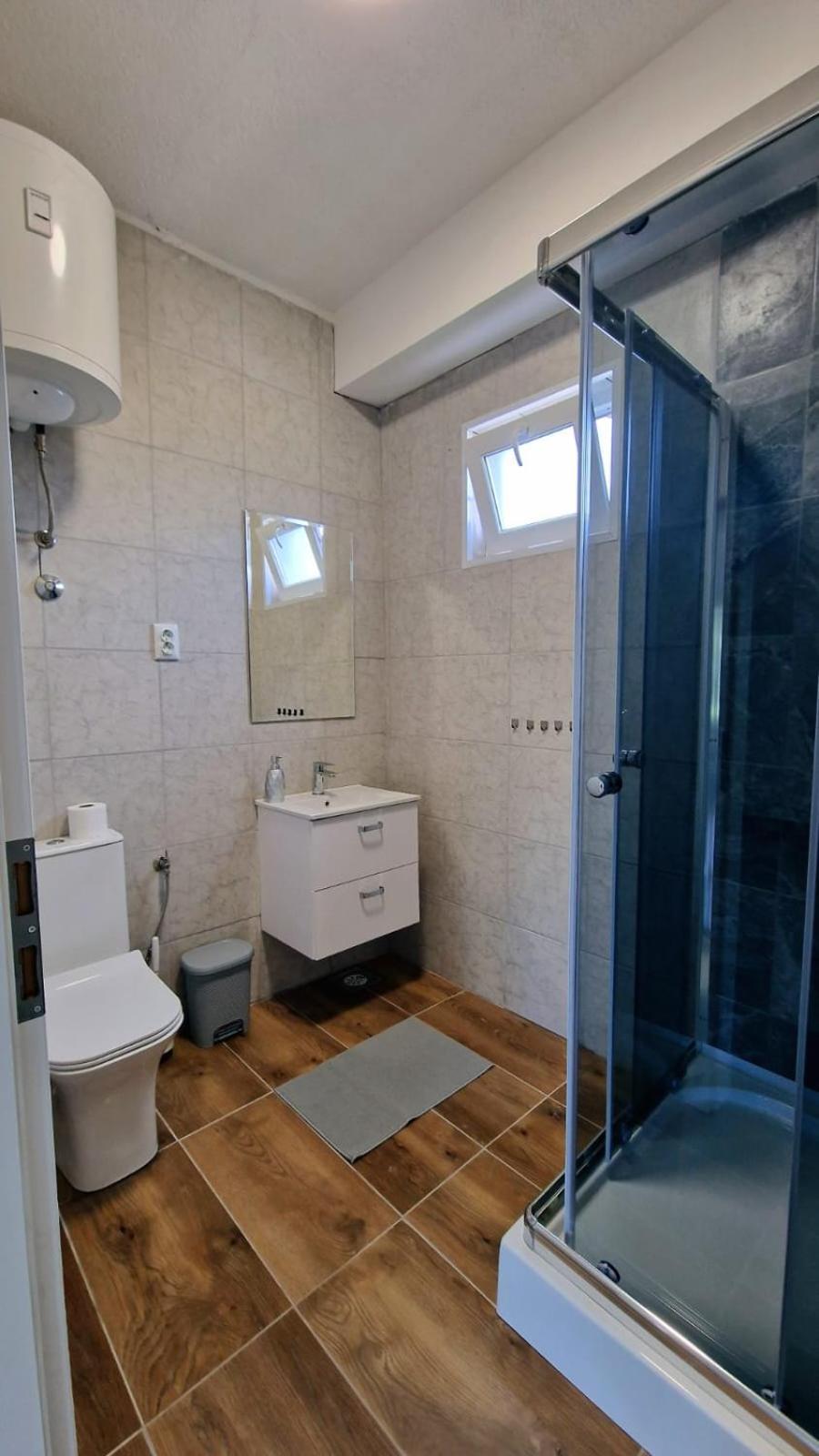 Apartman Lena Tusilovic Exterior photo